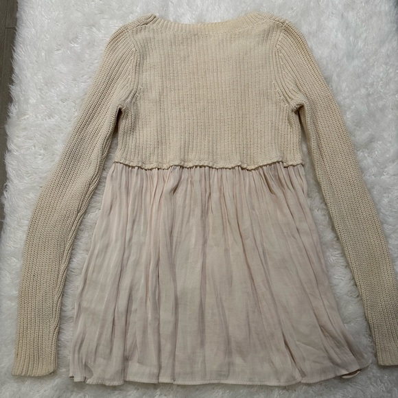 Cream Sweater from Kimchi Blue, Size XS - Picture 4 of 4